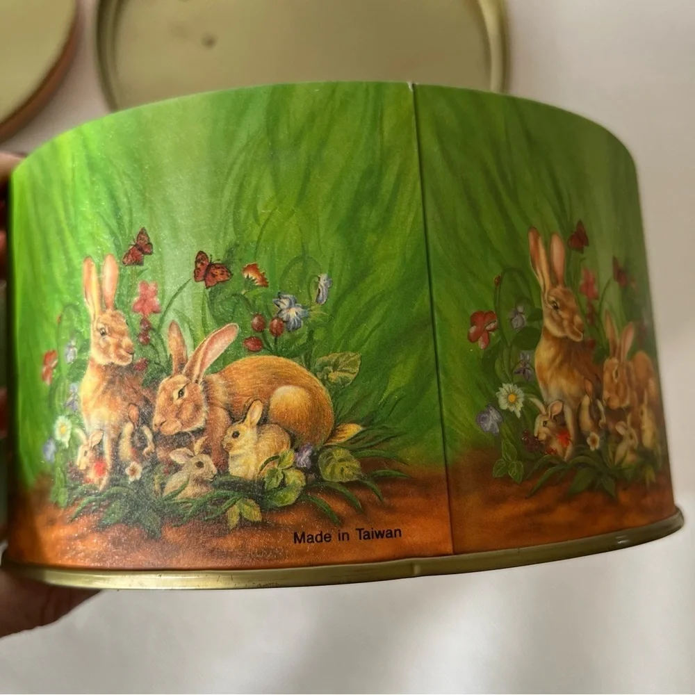 Vintage Bunny Rabbit Tin Nesting Box Set of 2 Easter